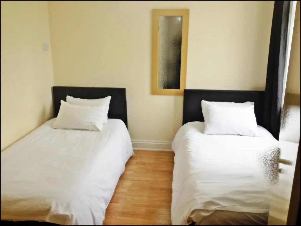 לונדון City View Hotel - Roman Road Market