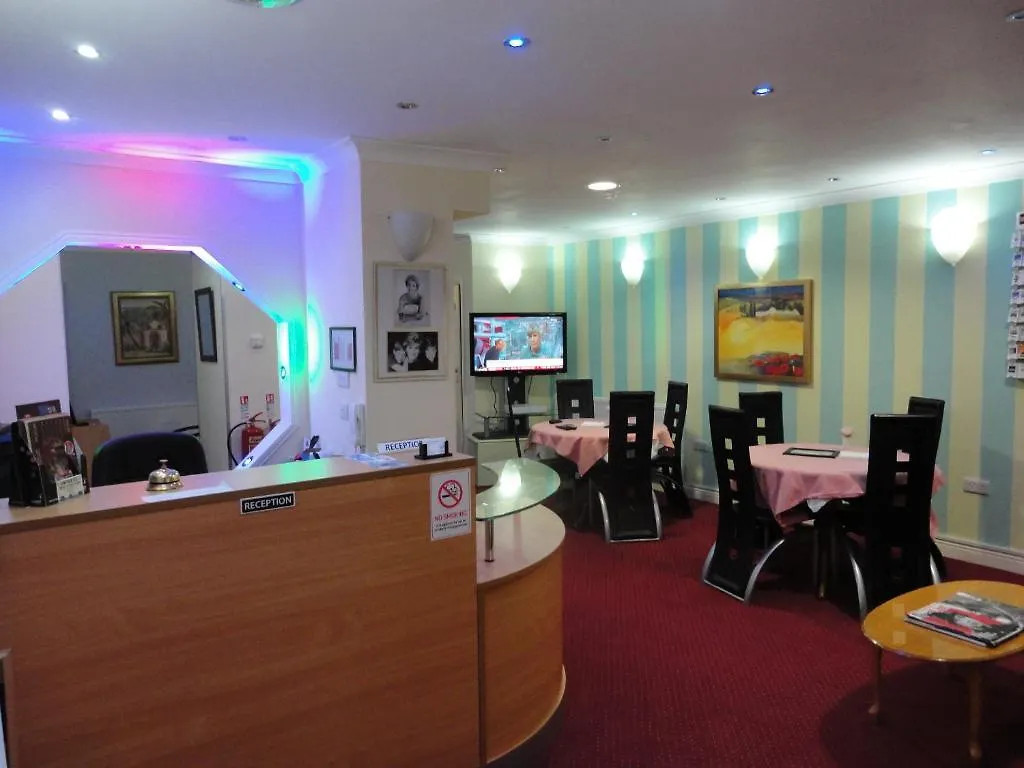 לונדון City View Hotel - Roman Road Market 2*,