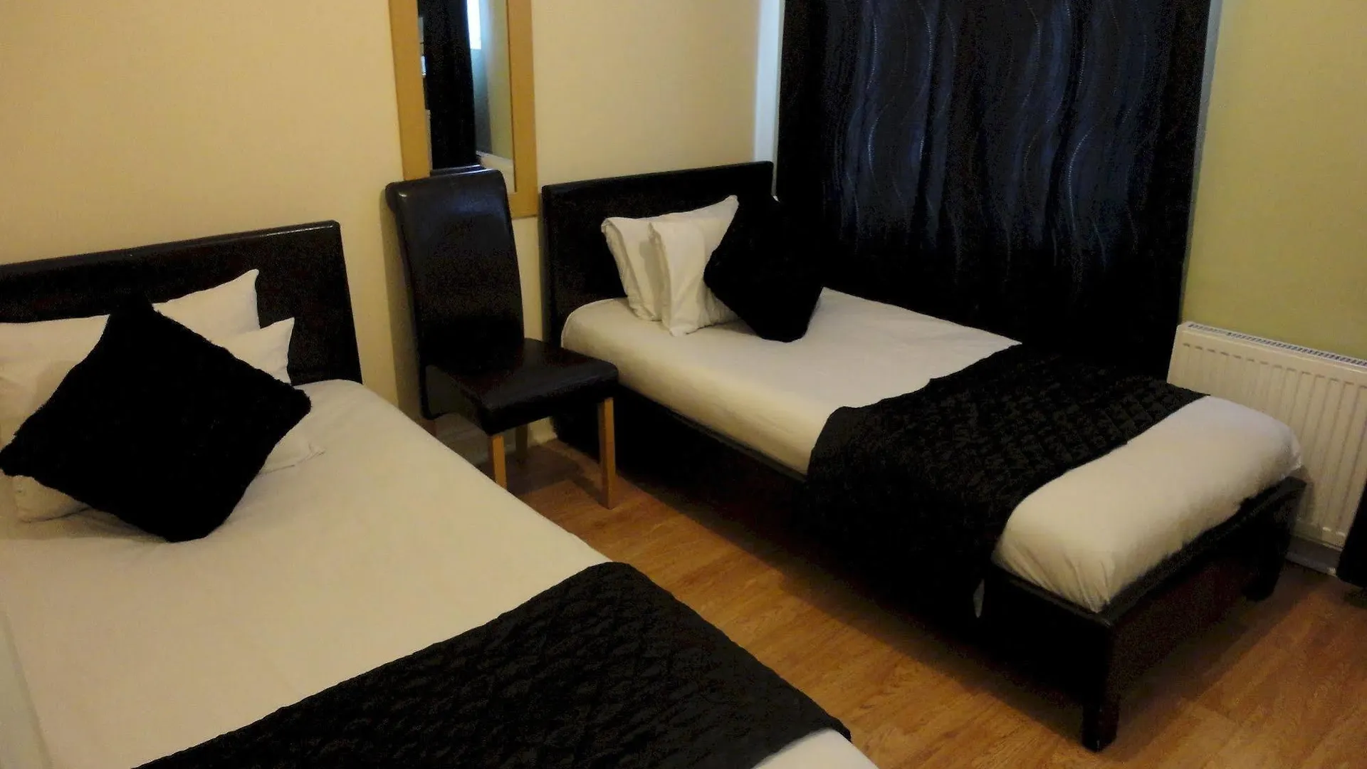 לונדון City View Hotel - Roman Road Market